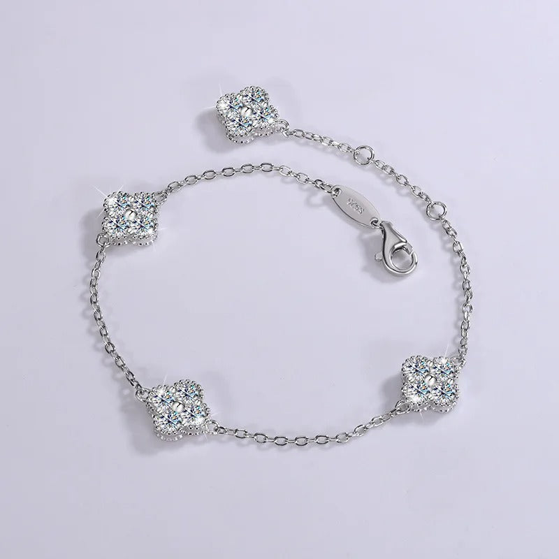 S925 Silver Four Leaf Grass Diamond Bracelet Full D Moissanite Adjustable Chain Wedding Engagement Party Women Birthday Gift